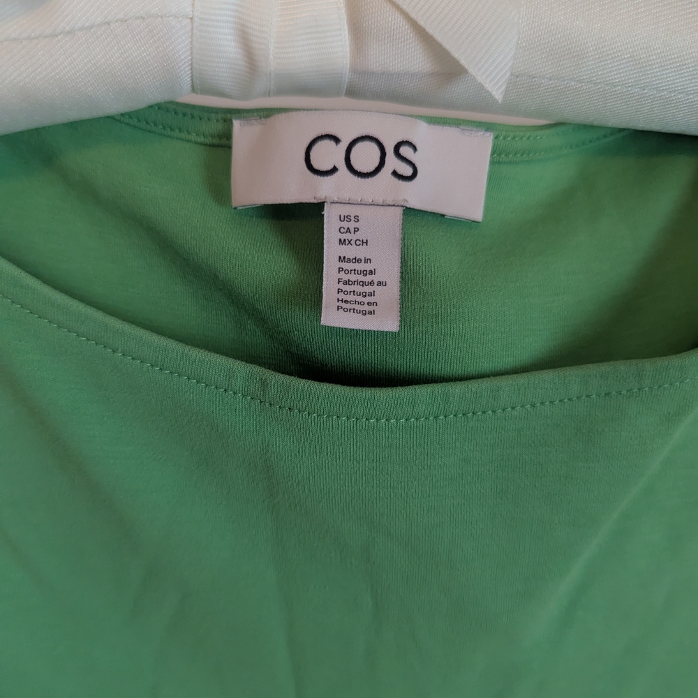 COS Green Racerback Tank Top - Picture 2 of 3